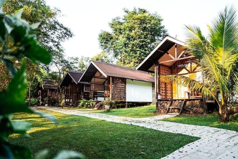 Banlaw Garden Resort Puerto Princesa Exterior foto