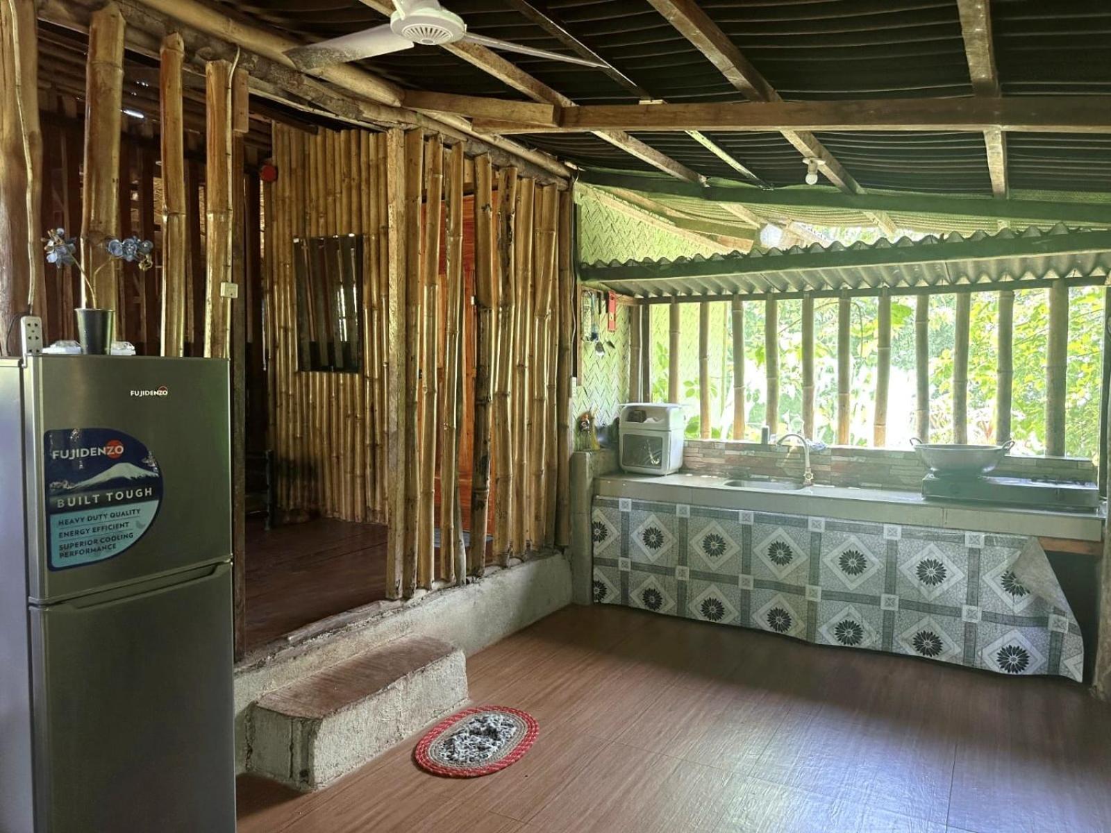 Banlaw Garden Resort Puerto Princesa Exterior foto