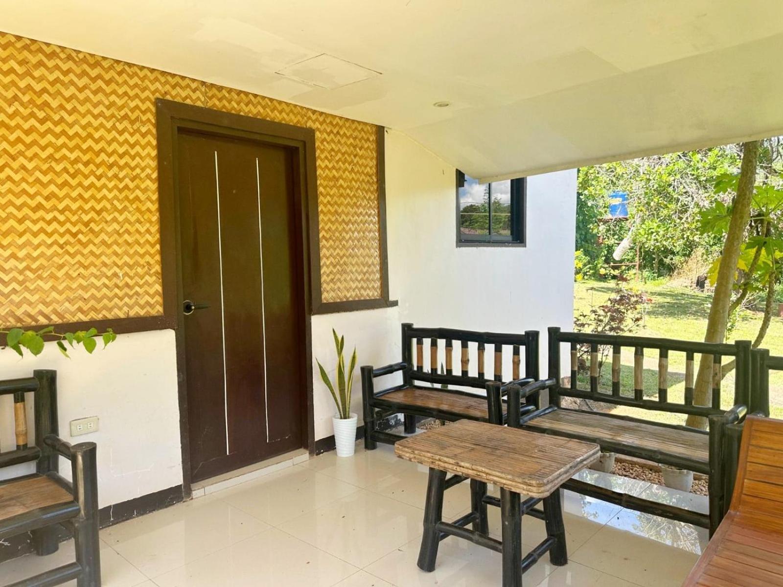 Banlaw Garden Resort Puerto Princesa Exterior foto